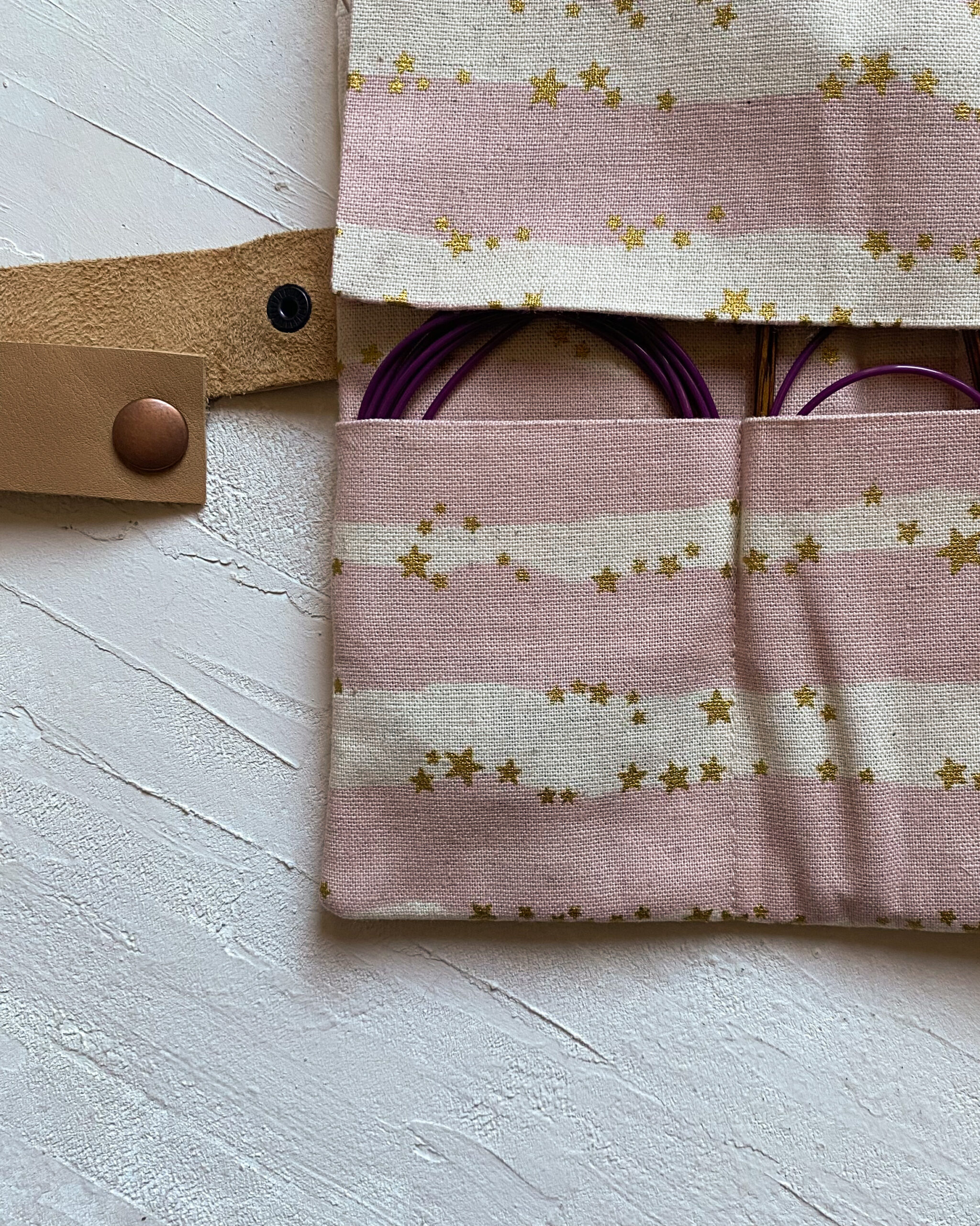 Etui aiguilles circulaires fixes et interchangeables étoiles dorées – Image 4